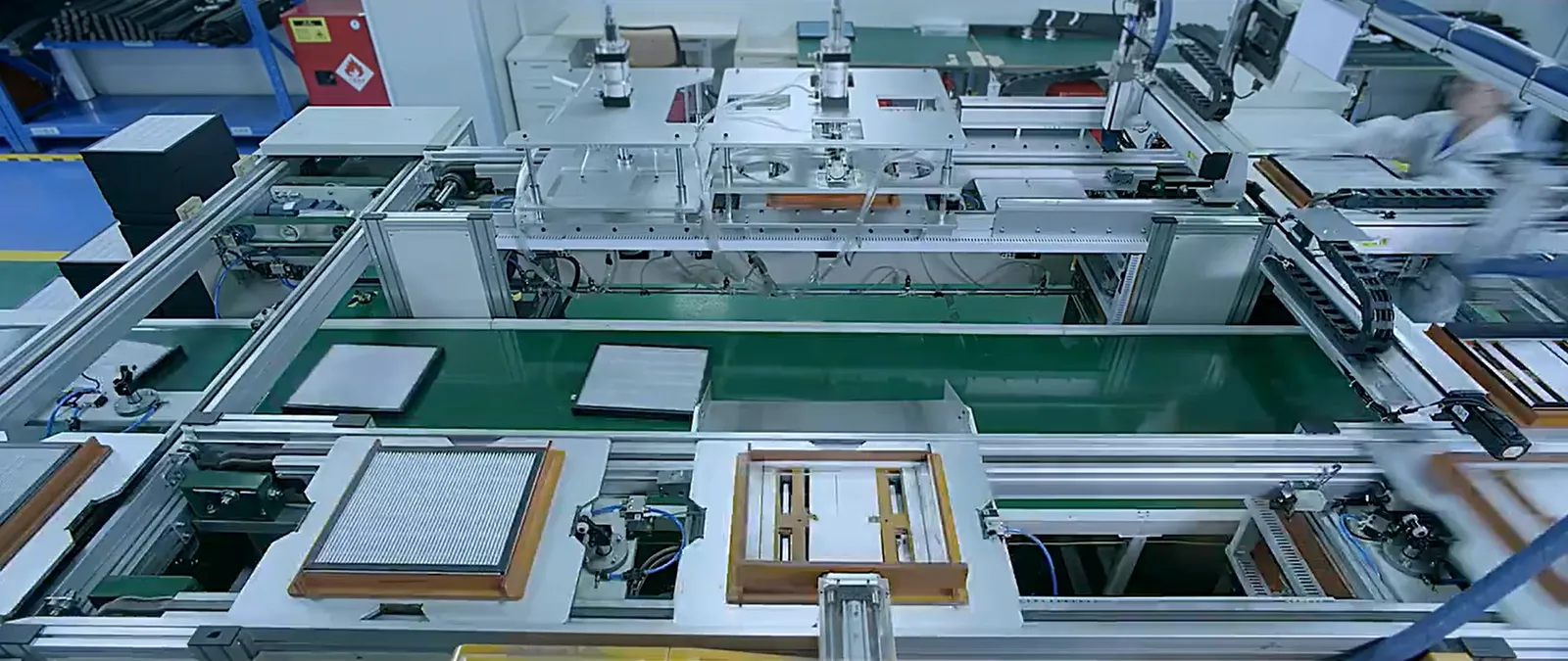 HEPA filter production workshop